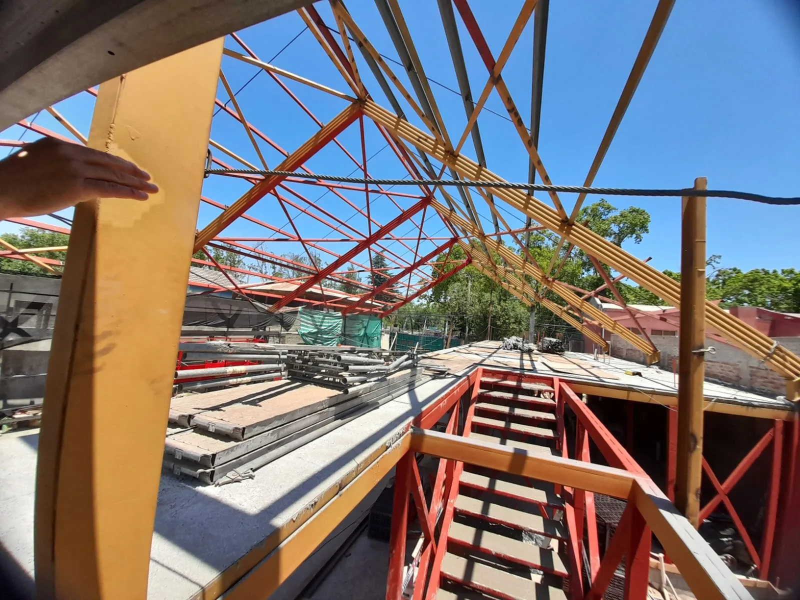 Construcción del centro deportivo - imagen 5